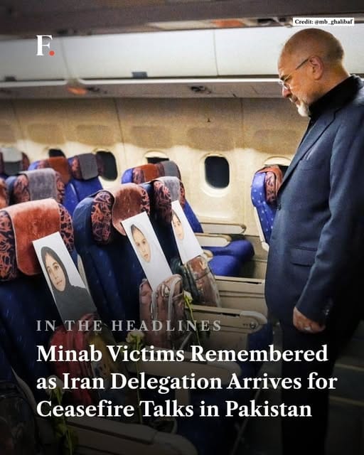 The companions of the Iranian delegation in their flight to Islamabad